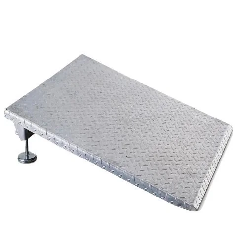 Nastavitelná ocelová nájezdová rampa, 15-27 cm